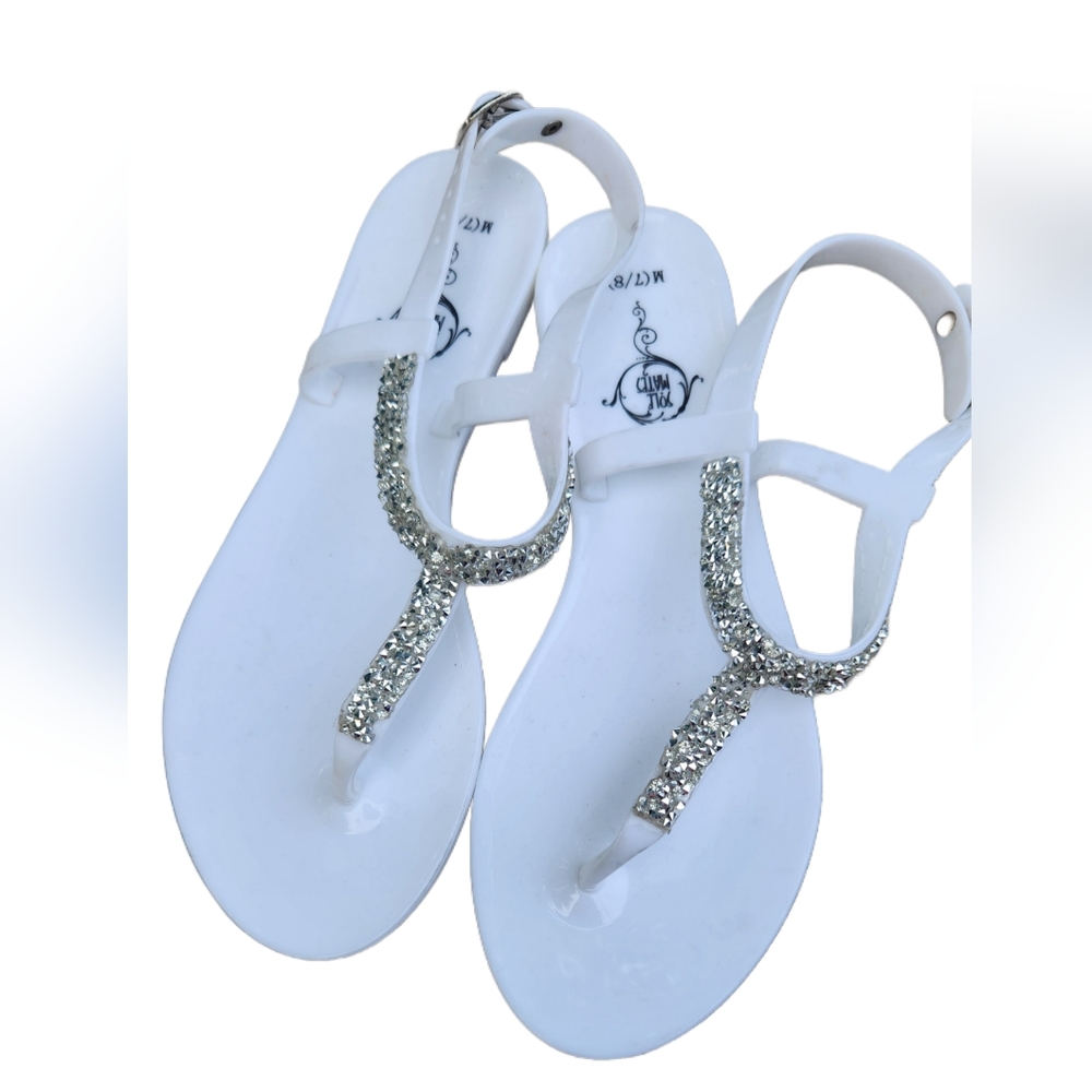 Soul Mates‎ 7/8 White Sandals with Silver Bling Jelly Type Sandal Buckle Close